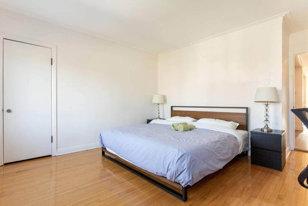 Free Parking, Beautiful 4 1/2- 2 Bedroom Apartment Монреаль Екстер'єр фото